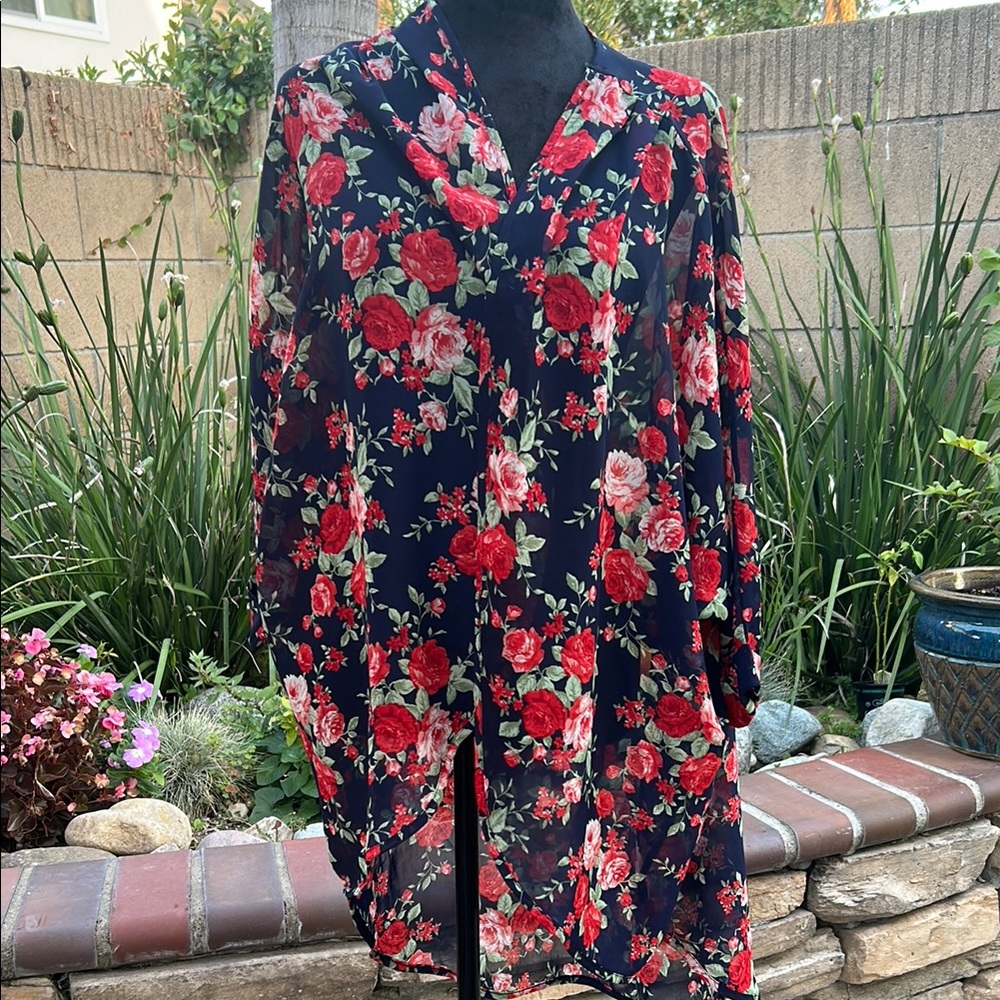 Floral Sheer Kimono Jacket - Red and Black - Picture 3 of 9